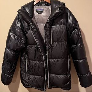 Patagonia fitz roy down hooded jacket